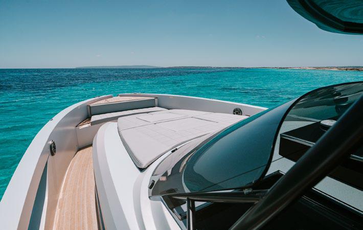 Cayman 40 photo 4
