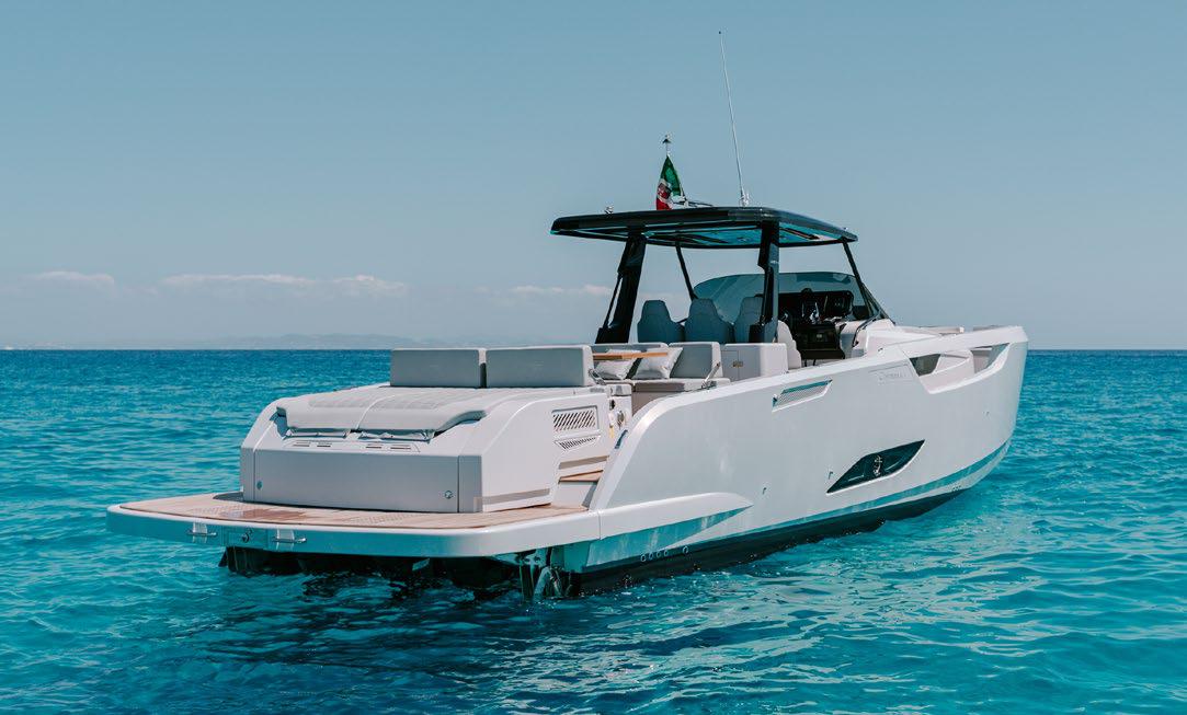 Cayman 40 photo 2
